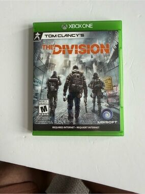 Tom Clancy's The Division Xbox One Game - Green Case
